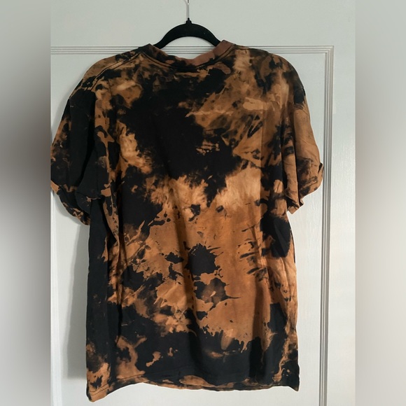 ⚡️ LIVE custom dye graphic tee - Picture 2 of 5